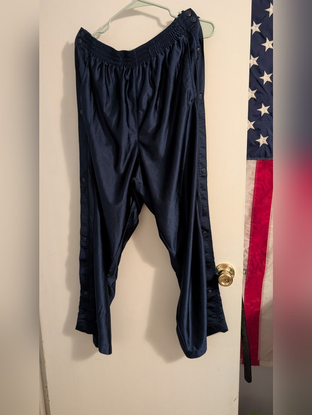 Nike Men's Navy Blue Snap-Panel Sweatpants